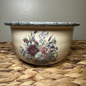 Home & Garden Party Ltd Floral Bowl 6” Blue Rim Stoneware USA 2003
